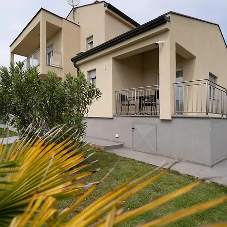 Dani's Place Daire *