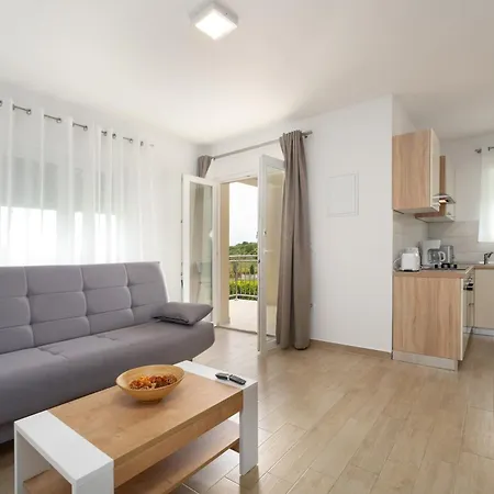 Dani's Place Apartment
