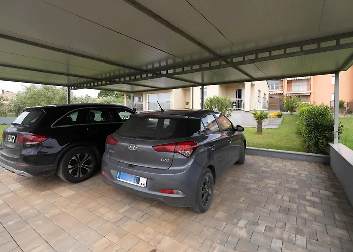 Dani's Place Appartamento *