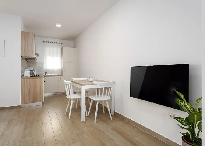 Dani's Place Appartement